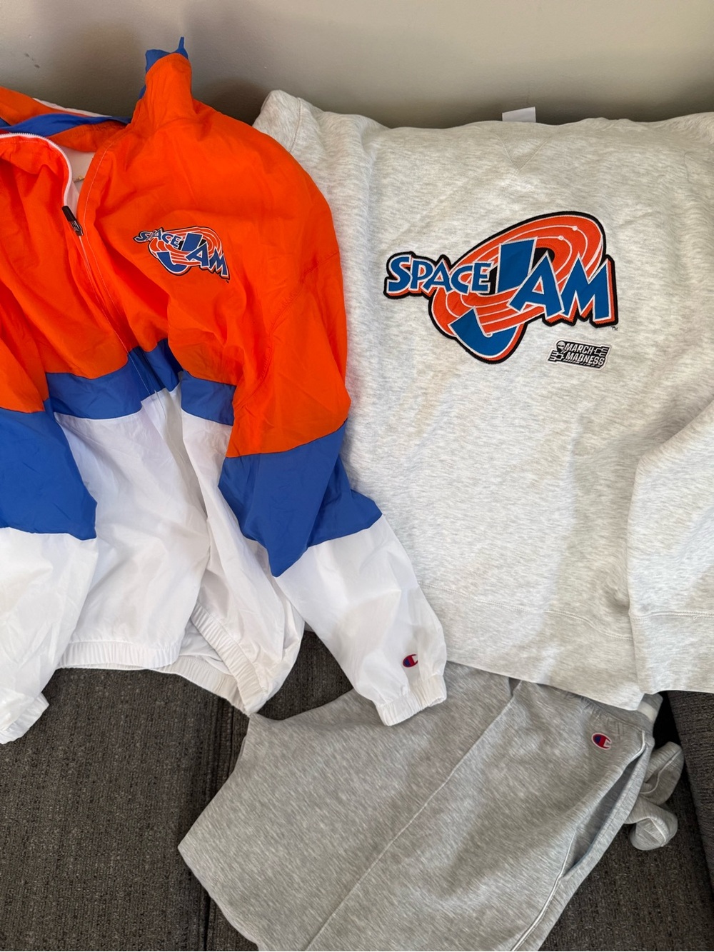 New Champion Space Jam Colorblock Windbreaker Jacket,sweater &joggers NWT Sz xxl